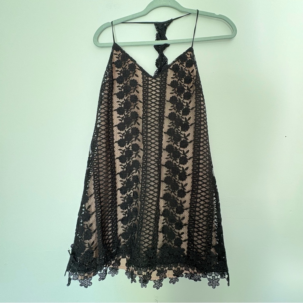 NWT Revolve NBD Acadia Dress in black and nude floral lace over halter dress S - Picture 3 of 16